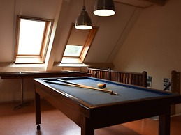 Authentic Farmhouse in Pingjum With Hot Tub