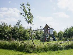 Authentic Farmhouse in Pingjum With Hot Tub