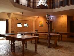 Authentic Farmhouse in Pingjum With Hot Tub
