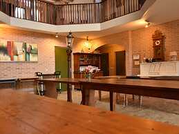 Authentic Farmhouse in Pingjum With Hot Tub