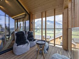 Majestic Chalet With Pool and Sauna