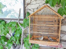 Charming Cottage in Oppede Amidst Vineyards