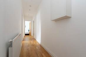 Gunnersbury Avenue