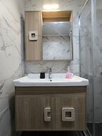 Marine Cocoon Terrace