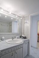 Blue Nest in Dafni With 1 Bedrooms and 1 Bathrooms