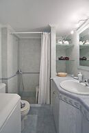 Blue Nest in Dafni With 1 Bedrooms and 1 Bathrooms