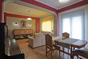 Baroness Apartment in Piraeus