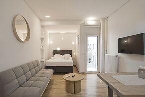 Porto 118 in Piraeus