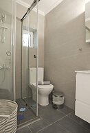 Porto 118 in Piraeus