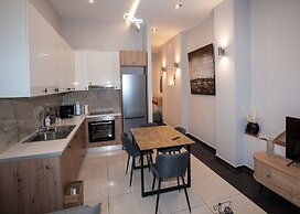 Sia s Retreat 1 in Nea Smirni