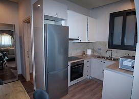 Sia s Retreat 2 in Nea Smirni