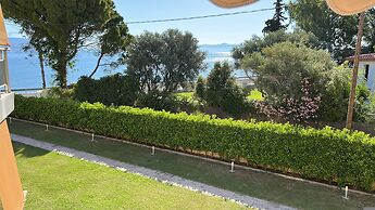 Seanfinity in Nea Palatia