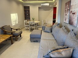 Seanfinity in Nea Palatia