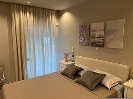 Seanfinity in Nea Palatia