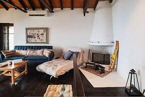 Belva Blue Verga in Kato Verga