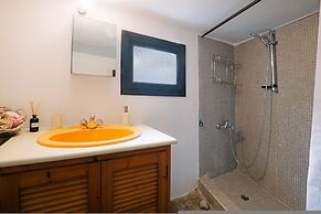 Belva Blue Verga in Kato Verga