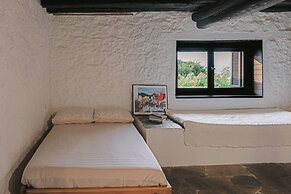 Belva Blue Verga in Kato Verga