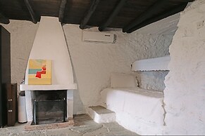 Belva Blue Verga in Kato Verga