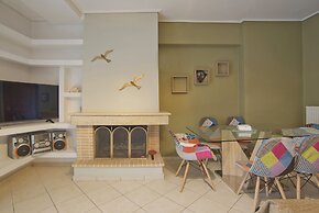 Seaside Apartment in Piraeus