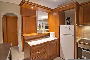 Seaside Apartment in Piraeus