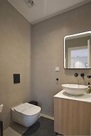 Urban Allure in Athina