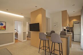 Urban Allure in Athina