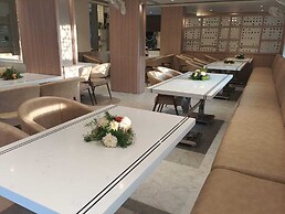 HOTEL RAMKRISHNA PALACE