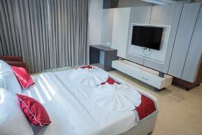 HOTEL RAMKRISHNA PALACE