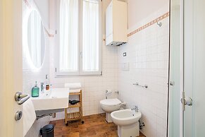 Condotta 16 Apartments
