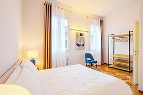 Condotta 16 Apartments