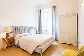 Condotta 16 Apartments