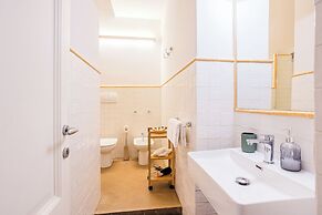 Condotta 16 Apartments