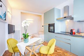 Condotta 16 Apartments