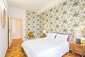 Condotta 16 Apartments