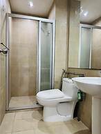 Gramercy Residences 1 bedroom w Balcony