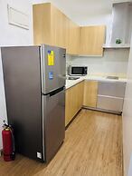 Gramercy Residences 1 bedroom w Balcony