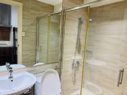 Gramercy Residences 1 bedroom w Balcony