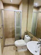 Gramercy Residences 1 bedroom w Balcony