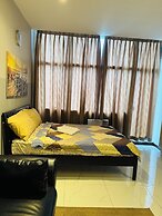 Gramercy Residences 1 bedroom w Balcony