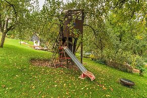 Cozy Apartment in Marktrodach With Sauna