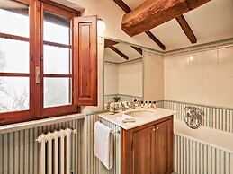 Unique Country House in an old Hamlet