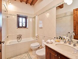 Unique Country House in an old Hamlet