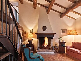 Unique Country House in an old Hamlet