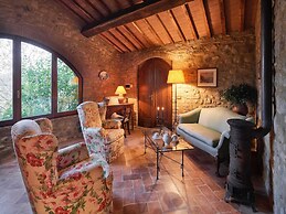 Unique Country House in an old Hamlet