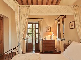 Unique Country House in an old Hamlet