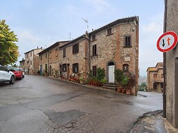 Apartment in Villa With Swimming Pool