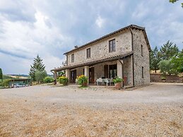 Apartment in Villa With Swimming Pool