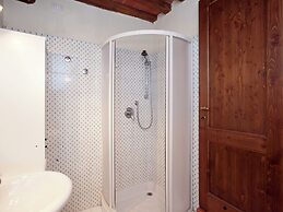 Pleasant Apartment With Swimming Pool,garden,bbq, Parking