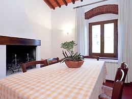 Pleasant Apartment With Swimming Pool,garden,bbq, Parking