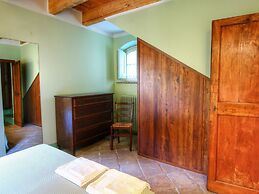 Picturesque Holiday Home in Assisi With Pool